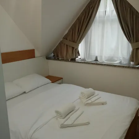Lovac Apartmani Златибор Номер фото