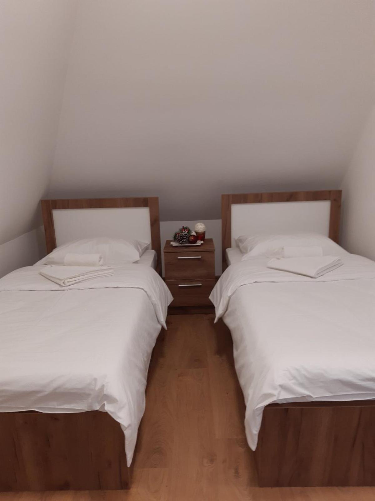 Apartament Lovac *